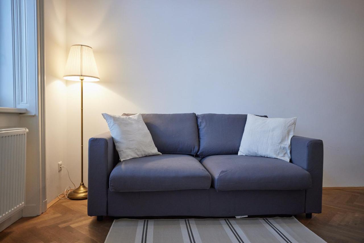 Hernalser Gürtel I By Easyb&b